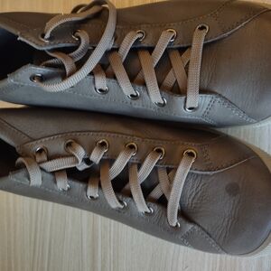 Gray Leather Sneakers